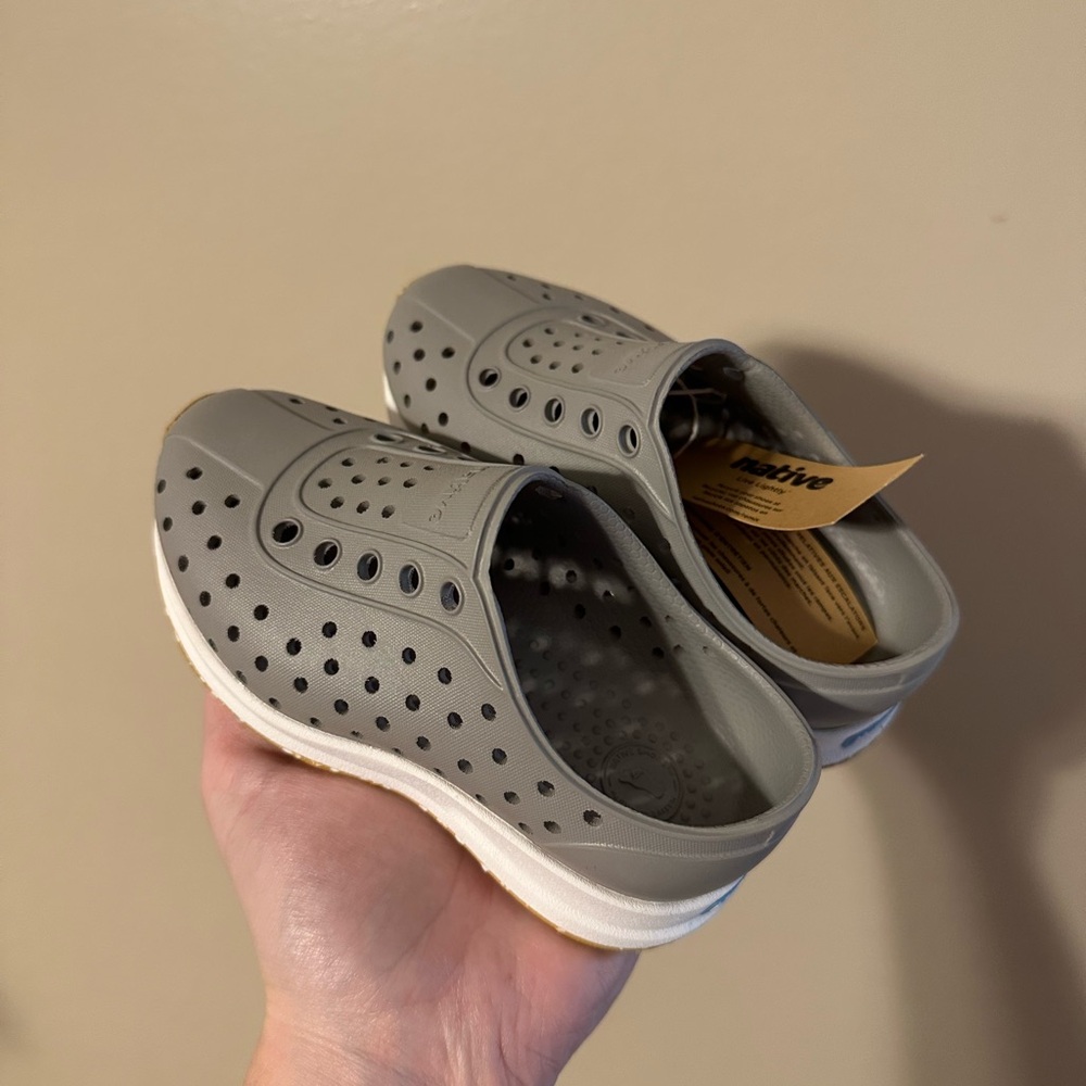 Native Gray Water Shoes Lightweight and Breathable